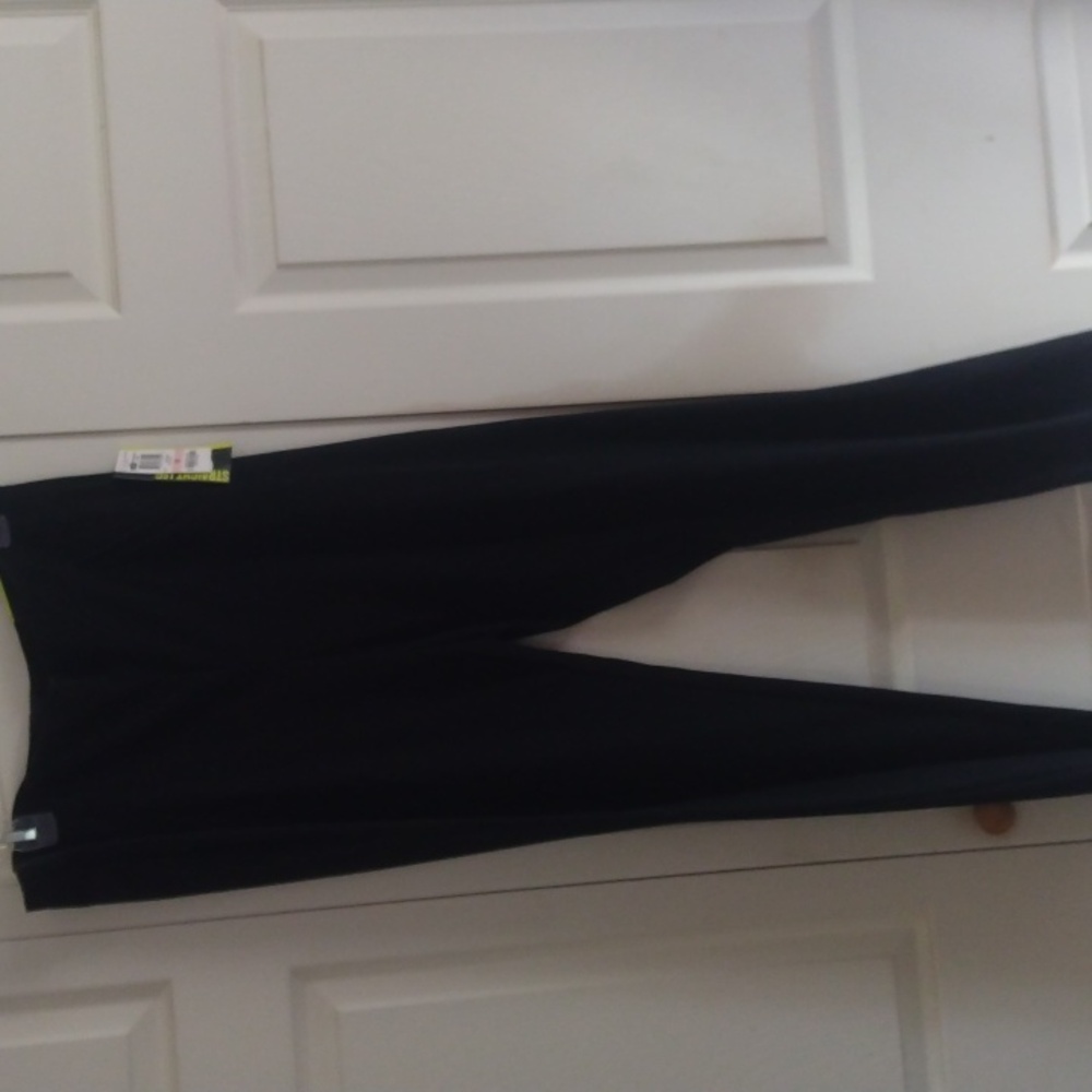 Ladies slacks pull on with elastic waist